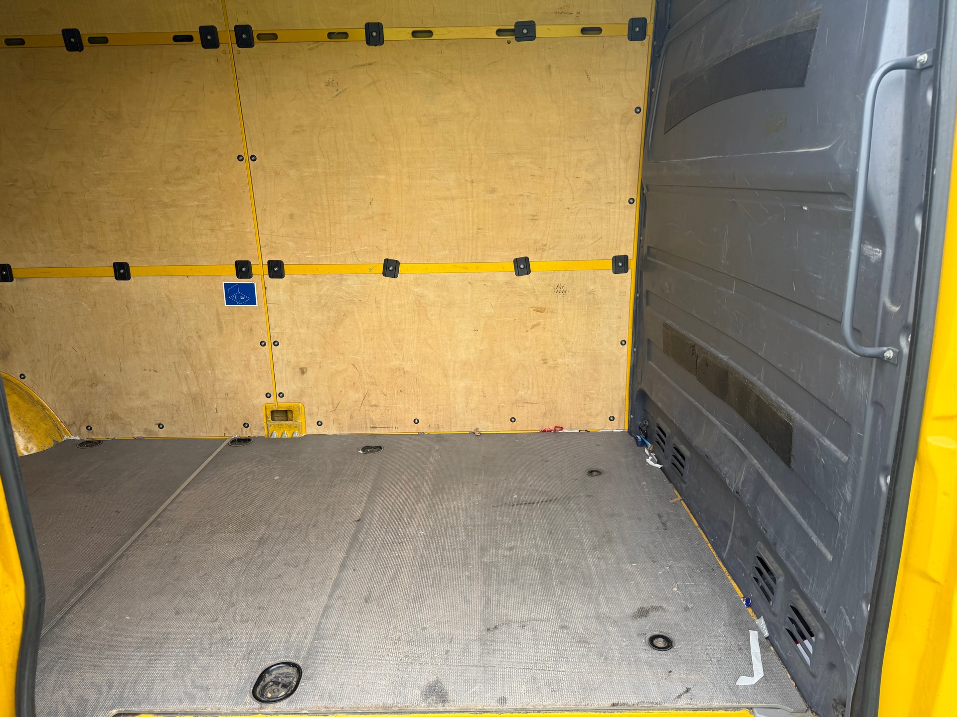 MERCEDES-BENZ Sprinter 316 CDI Lang-image-13