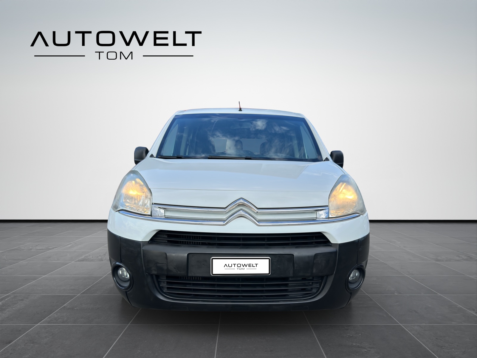 CITROEN Berlingo 1.6 HDi 90 Komfort 3Plätzer.. Halbautomat.. ab Platz..-image-7
