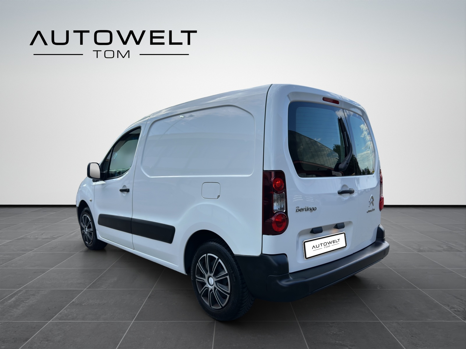 CITROEN Berlingo 1.6 HDi 90 Komfort 3Plätzer.. Halbautomat.. ab Platz..-image-2
