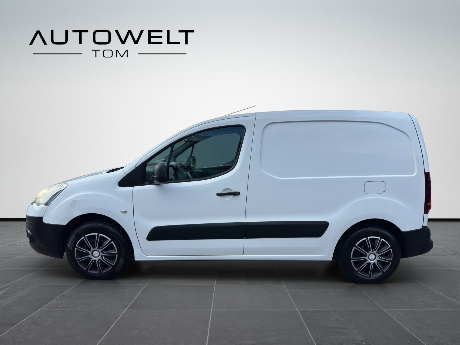 CITROEN Berlingo 1.6 HDi 90 Komfort 3Plätzer.. Halbautomat.. ab Platz..-image-1