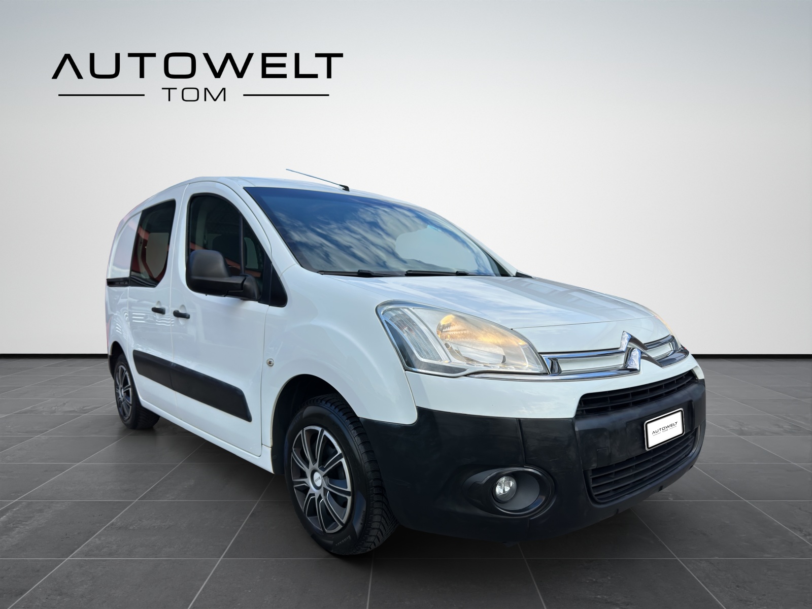 CITROEN Berlingo 1.6 HDi 90 Komfort 3Plätzer.. Halbautomat.. ab Platz..-image-6