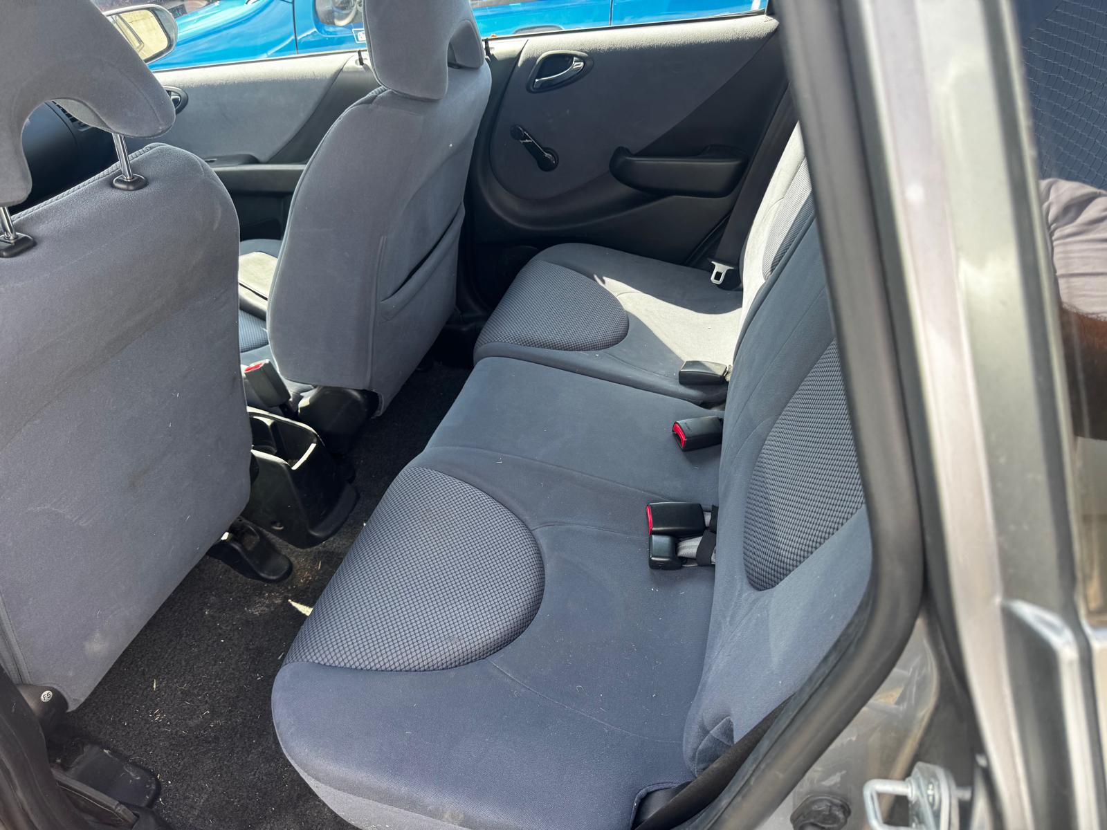 HONDA Jazz 1.4i ES-image-5