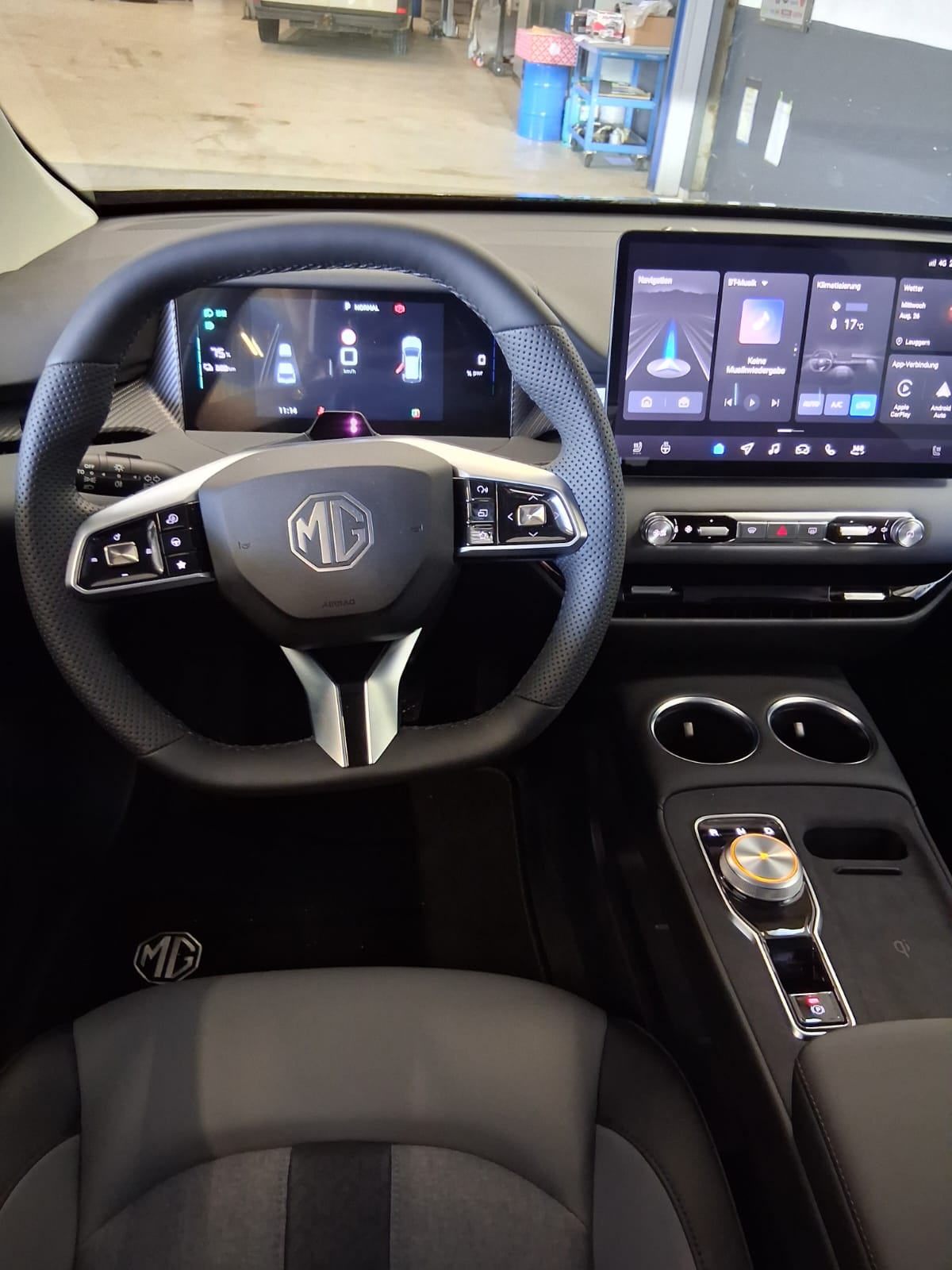 MG 4 EV 64kWh Luxury-image-12