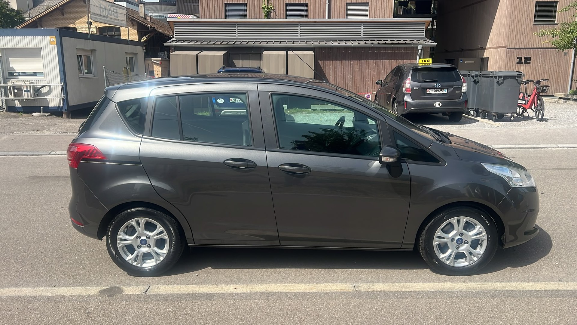 FORD B-Max 1.6 Ti-VCT Trend PowerShift-image-4