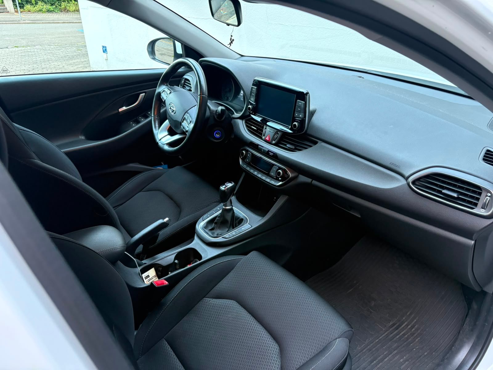 HYUNDAI 1.4 T-GDi Amplia-image-5