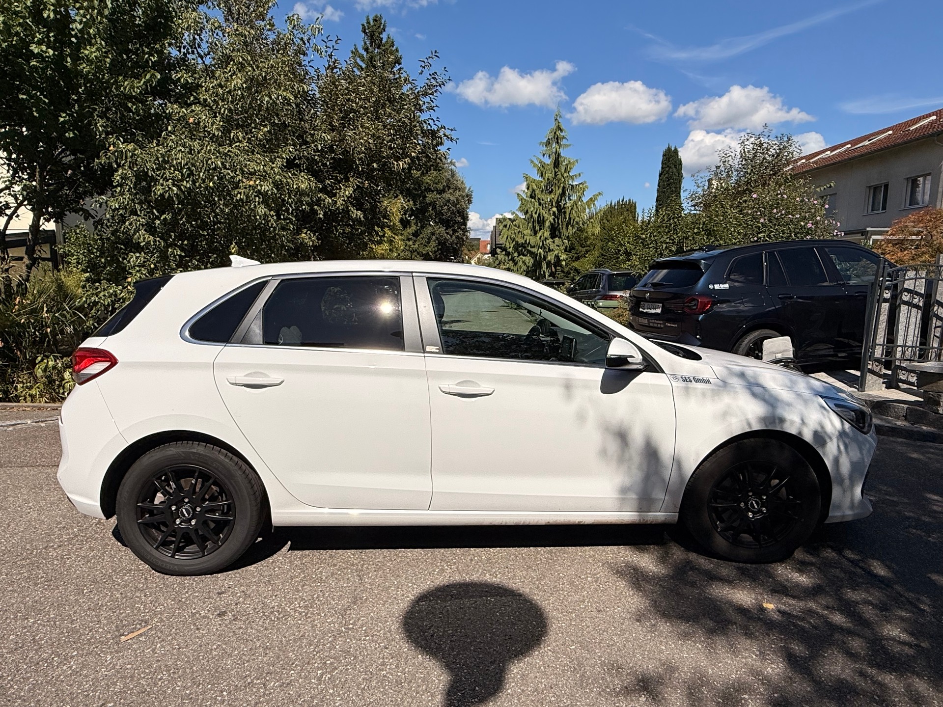 HYUNDAI 1.4 T-GDi Amplia-image-2