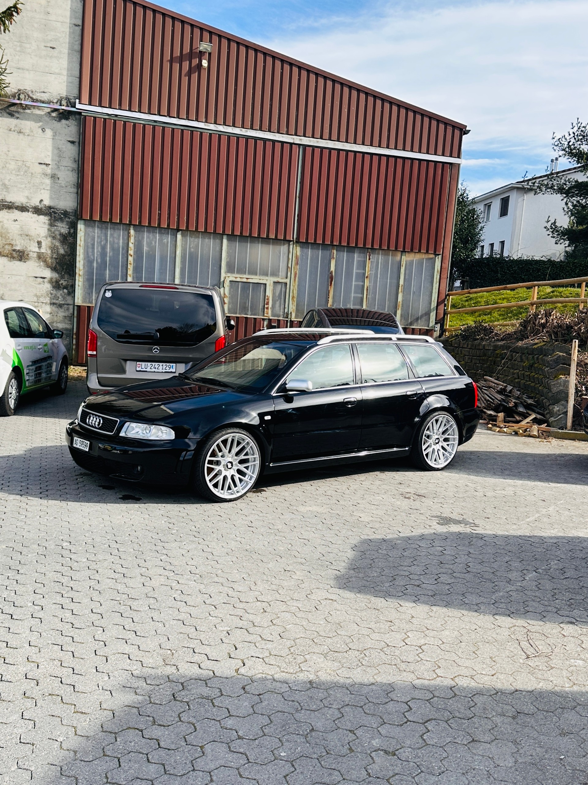 AUDI 2.7 V6 Biturbo quattro-image-1