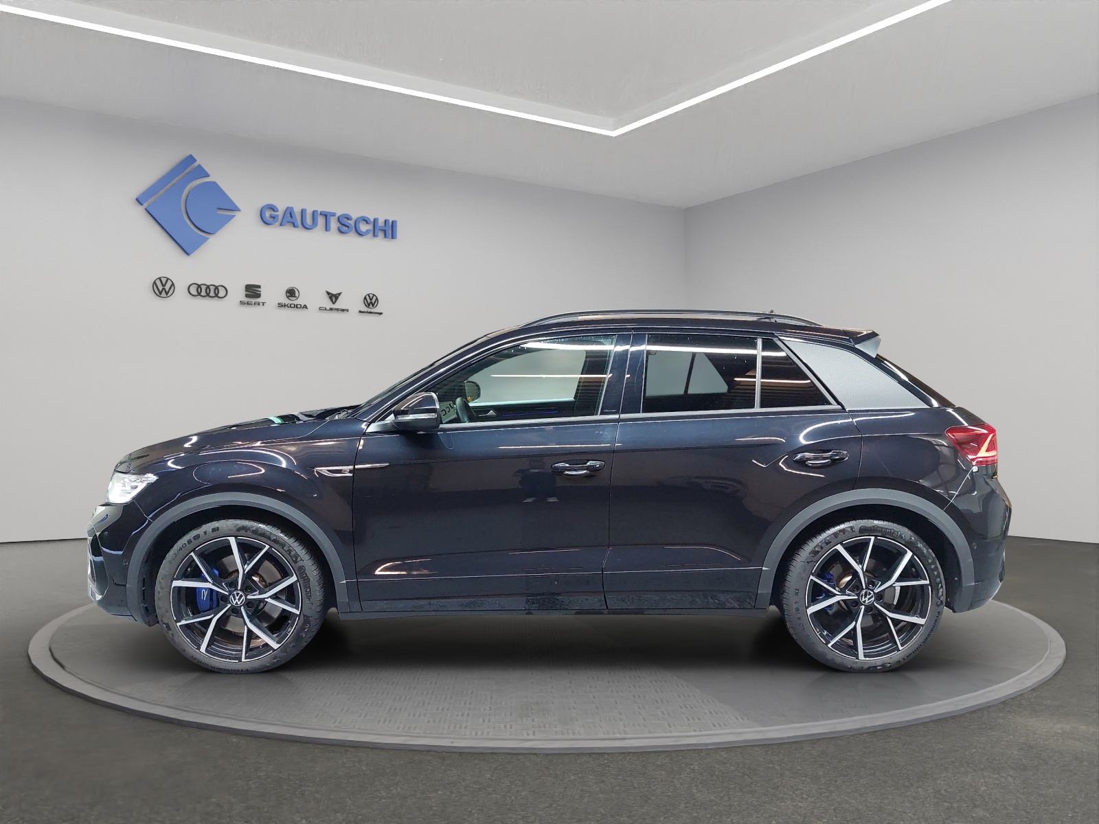 VW T-Roc 2.0 TSI R DSG 4Motion-image-1