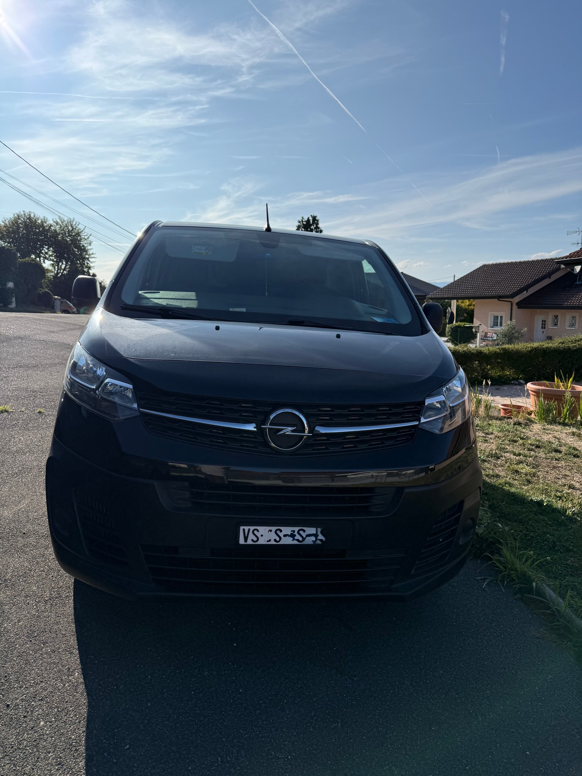 OPEL 1.5 CDTI 102 Essentia S/S-image-1