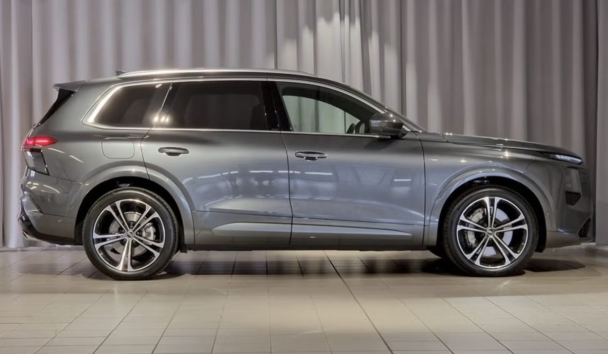 AUDI Q7 SUV TDI quattro 220 kW S-Line, MODELL 2026-image-1