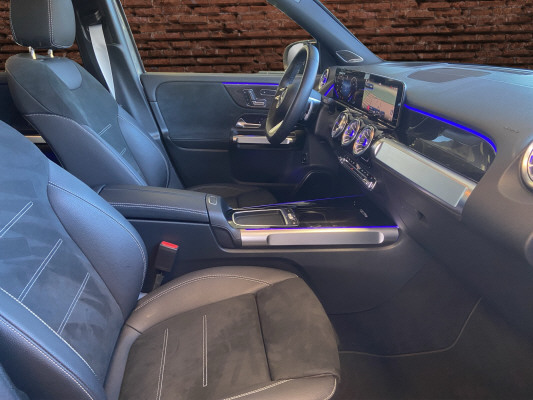 MERCEDES-BENZ GLB 220 4Matic 8G-Tronic-image-12