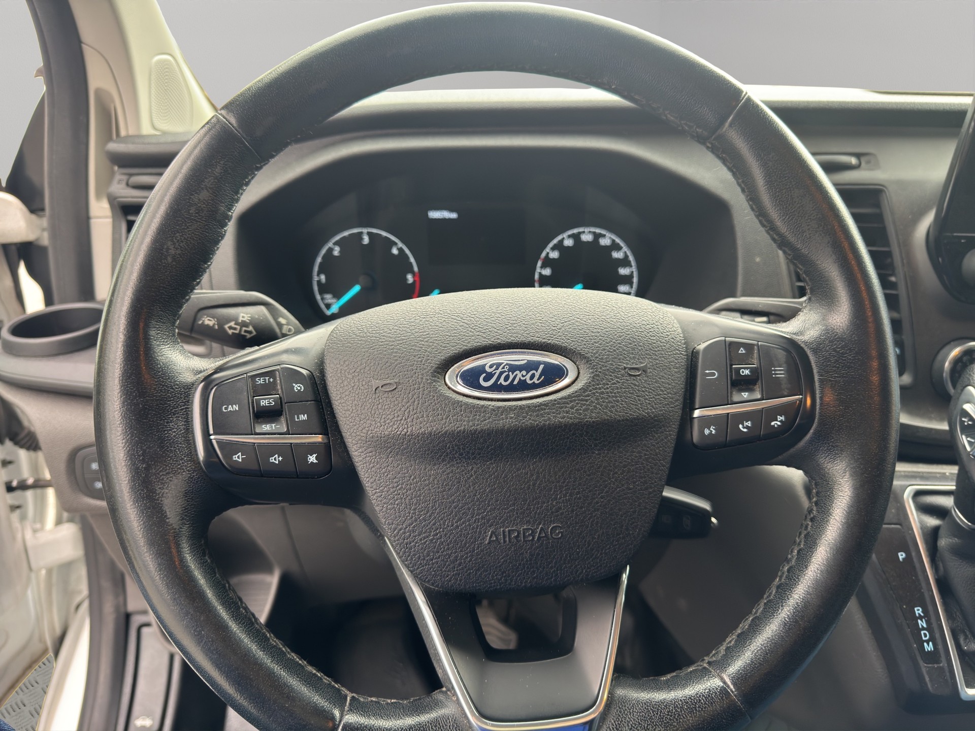 FORD Transit Custom Van 320 L2H1 Limited A-image-7