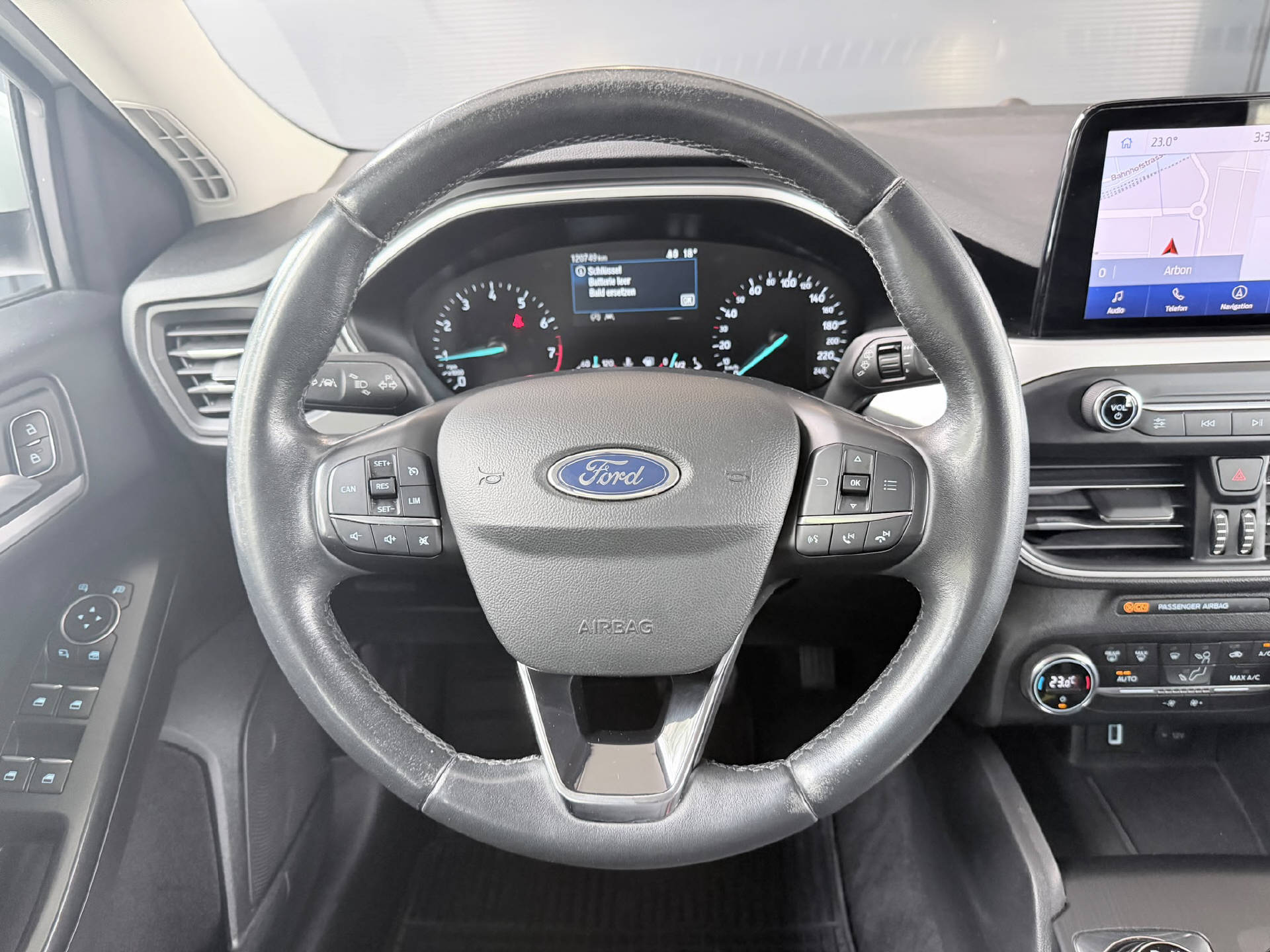 FORD Focus Station Wagon 1.5i EcoB SCTi 150 Cool & Connect-image-7