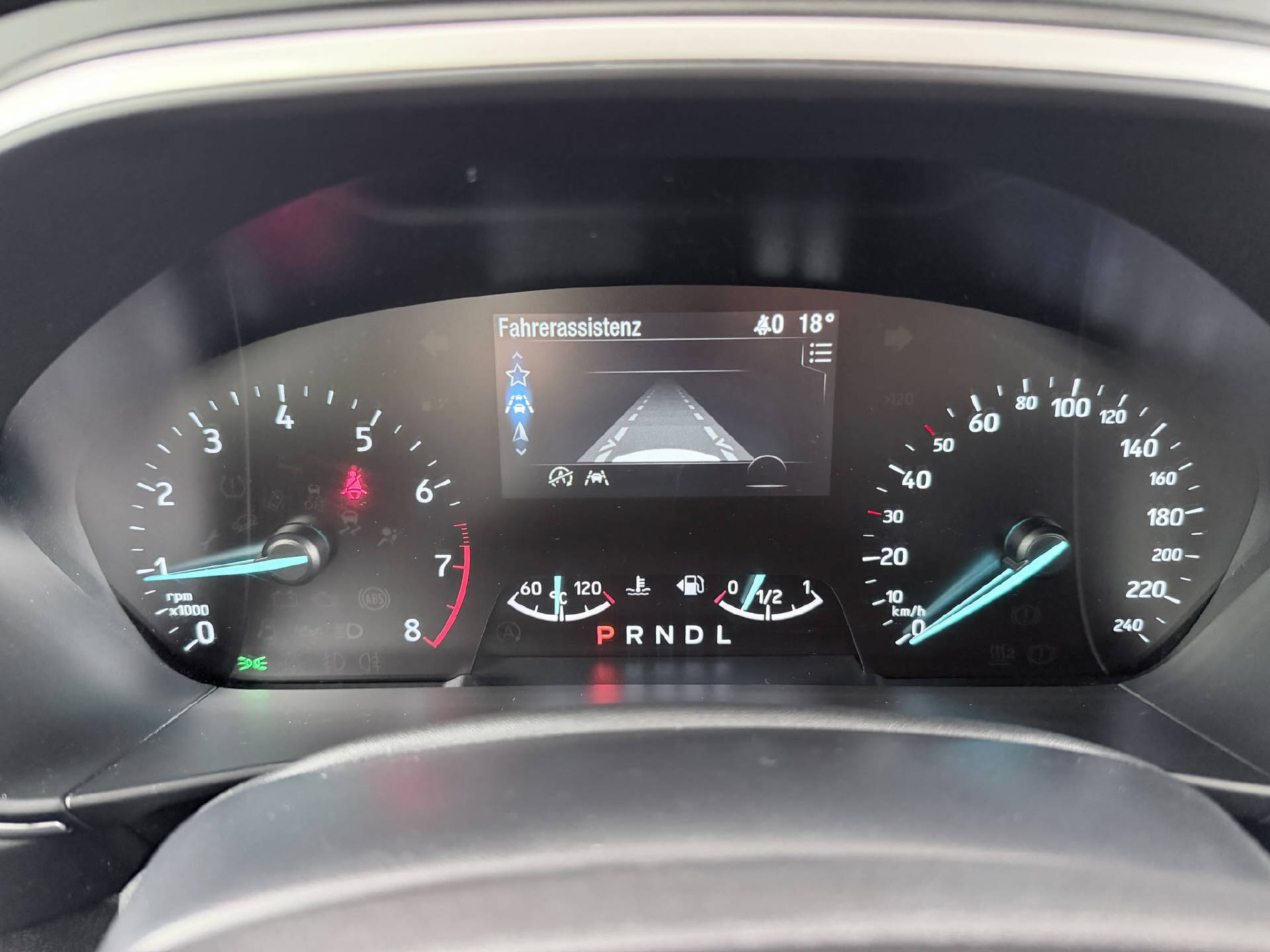 FORD Focus Station Wagon 1.5i EcoB SCTi 150 Cool & Connect-image-8
