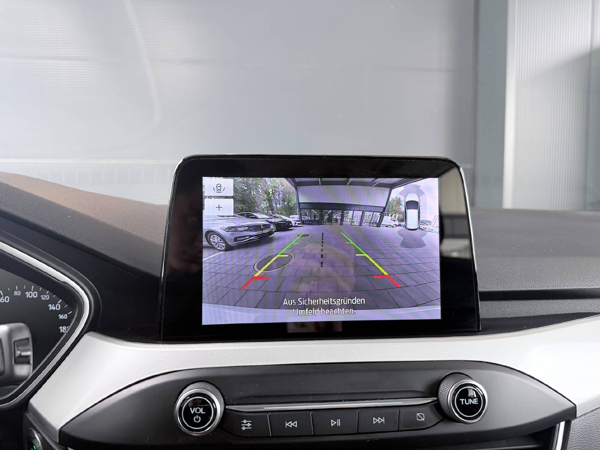 FORD Focus Station Wagon 1.5i EcoB SCTi 150 Cool & Connect-image-10