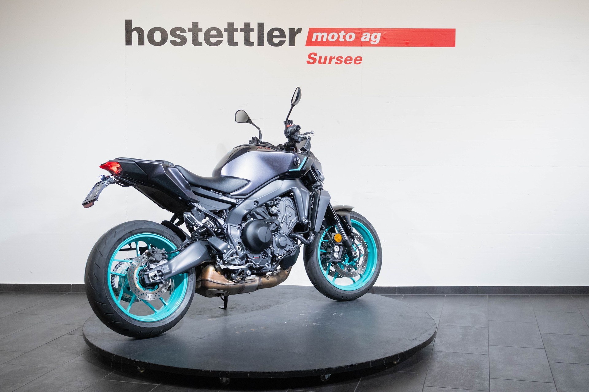 YAMAHA MT-09 Y-AMT-showroom-element-2