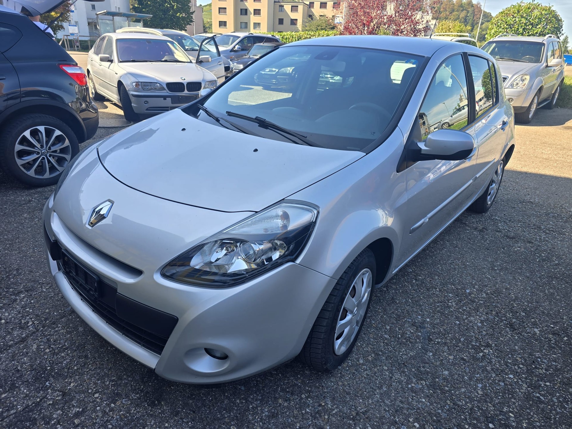 RENAULT Clio 1.6 16V Dynamique-image-0