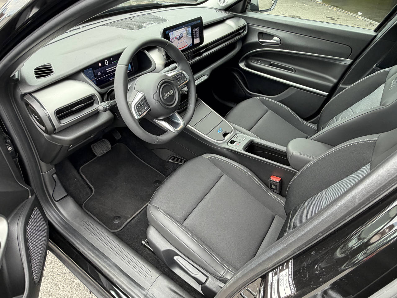 JEEP Avenger Altitude Plus-image-7