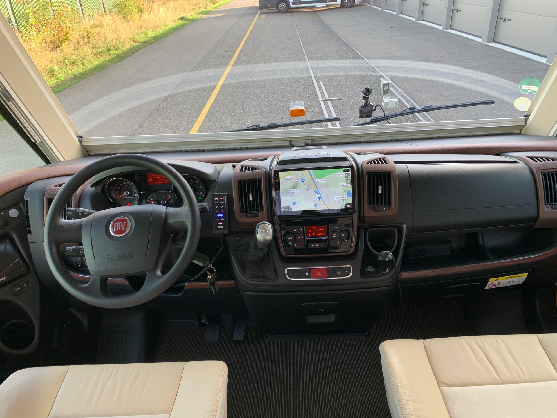 CARTHAGO Chic C-Line I 4.9 LE L-image-3