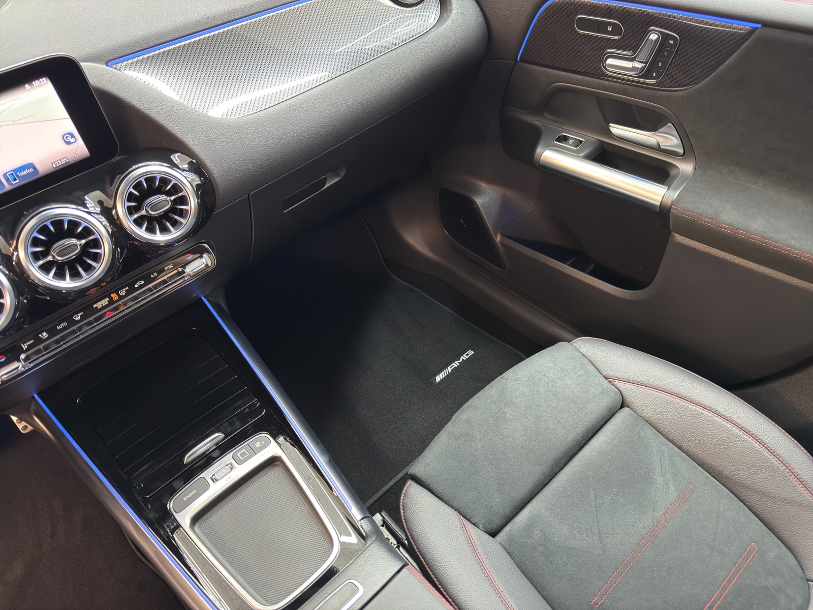 MERCEDES-BENZ B 250 AMG Line 4Matic-image-10