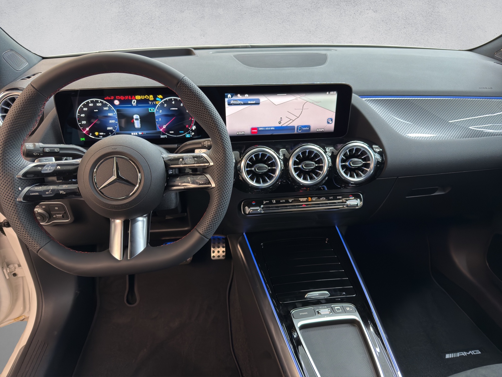MERCEDES-BENZ B 250 AMG Line 4Matic-image-13