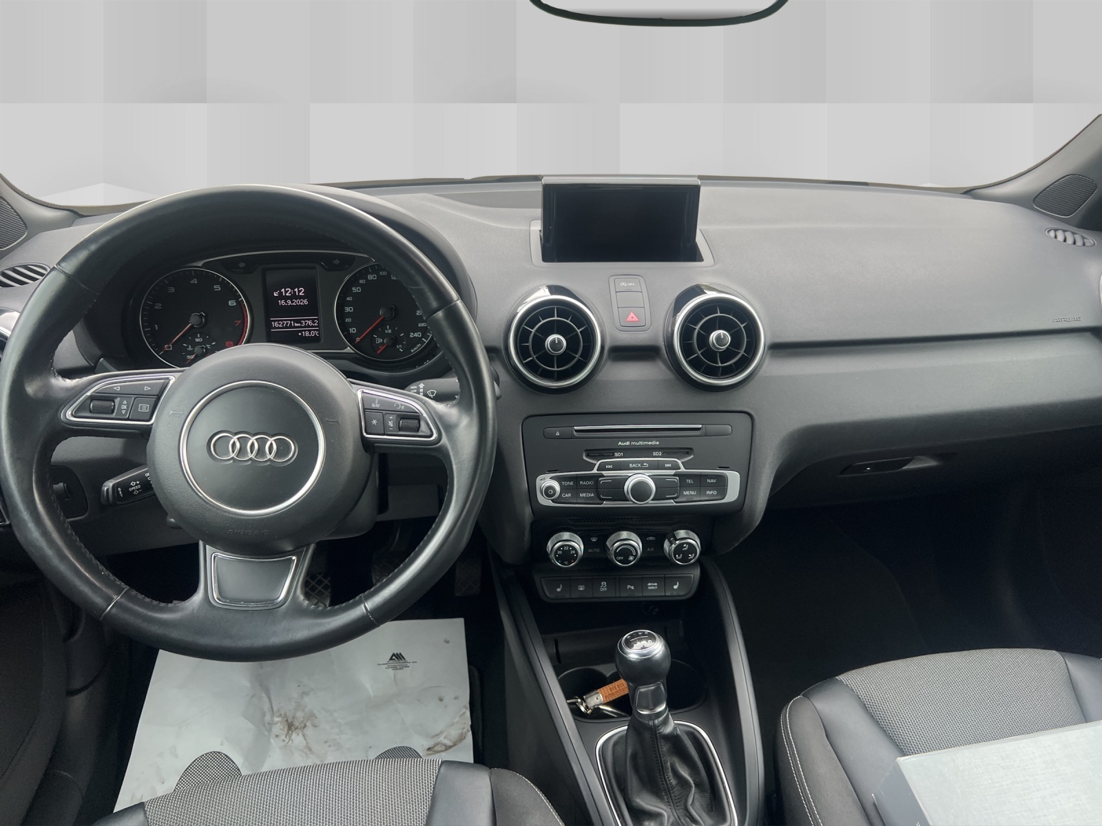 AUDI A1 Sportback 1.4 TFSI Sport-image-8
