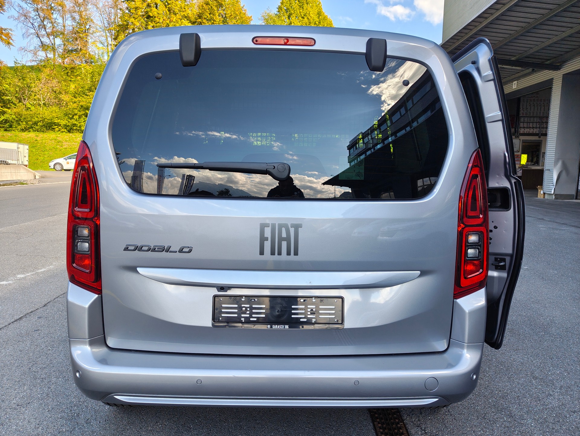 FIAT DOBLO-image-5