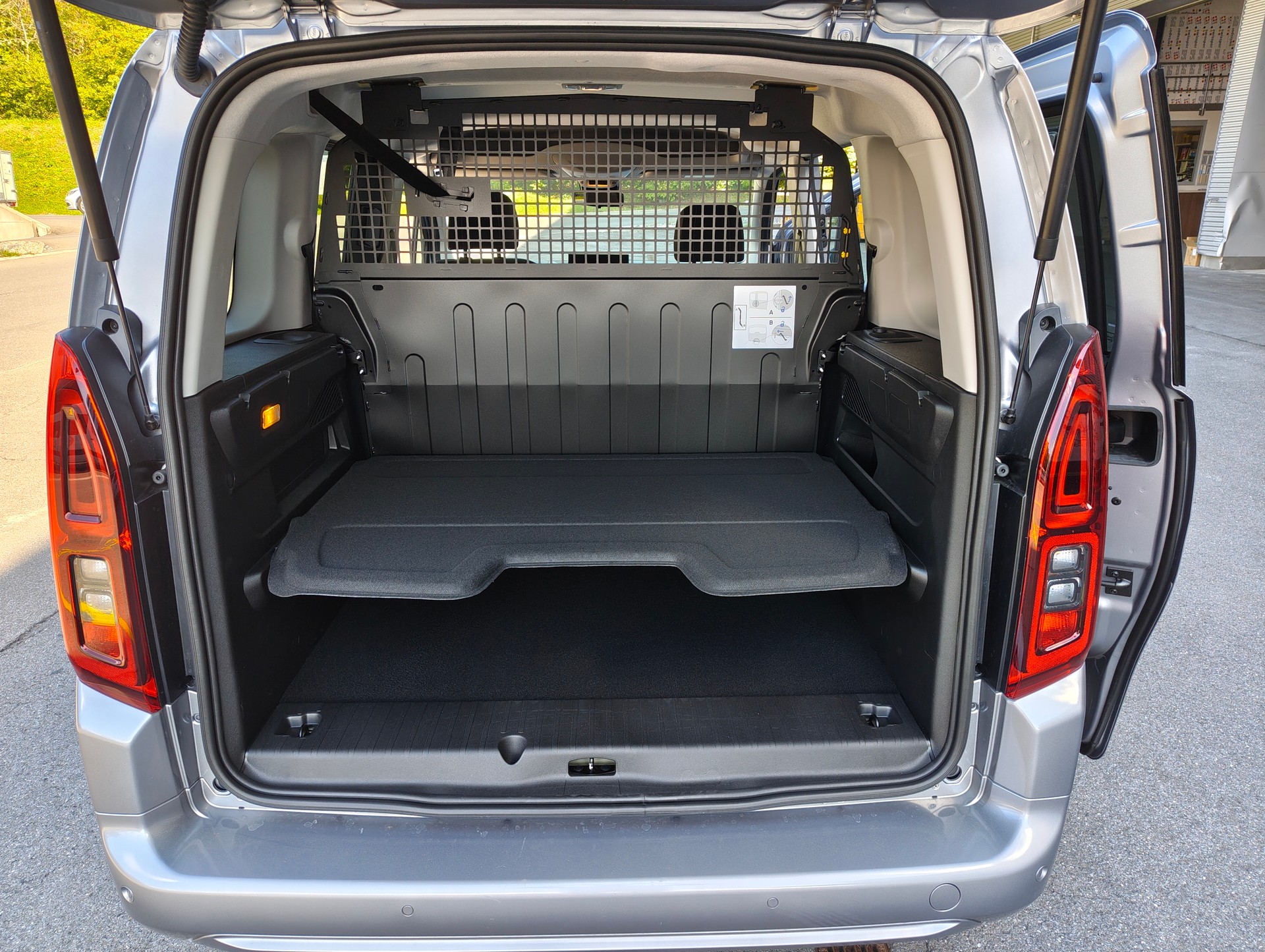 FIAT DOBLO-image-15
