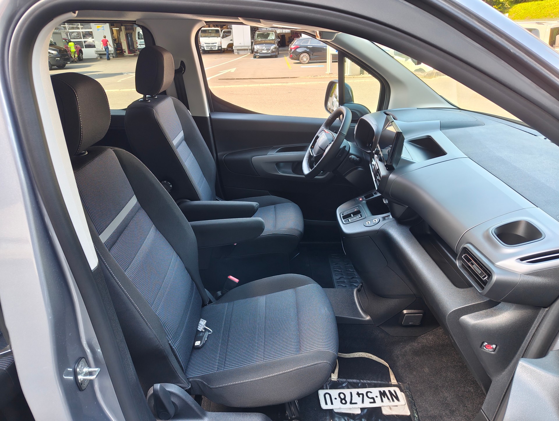 FIAT DOBLO-image-6