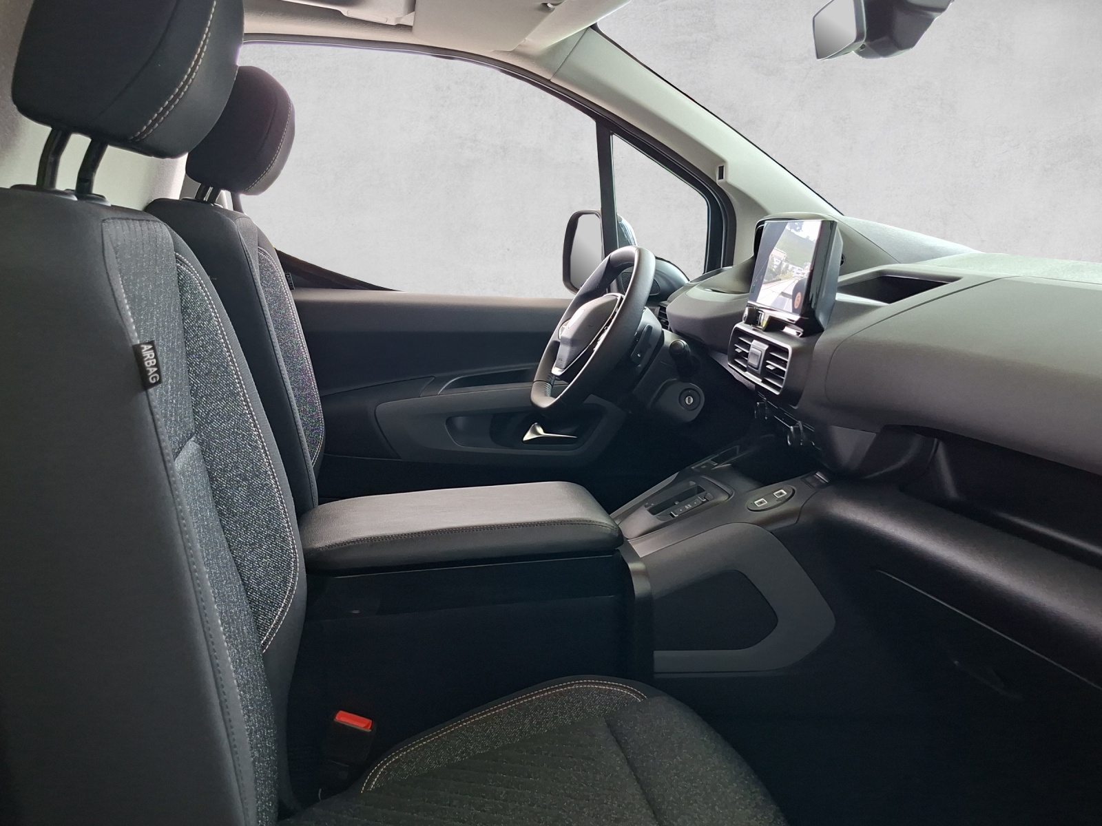 PEUGEOT Vanderer one Rifter Long 1.5 BlueHDi 130 Allure-image-8