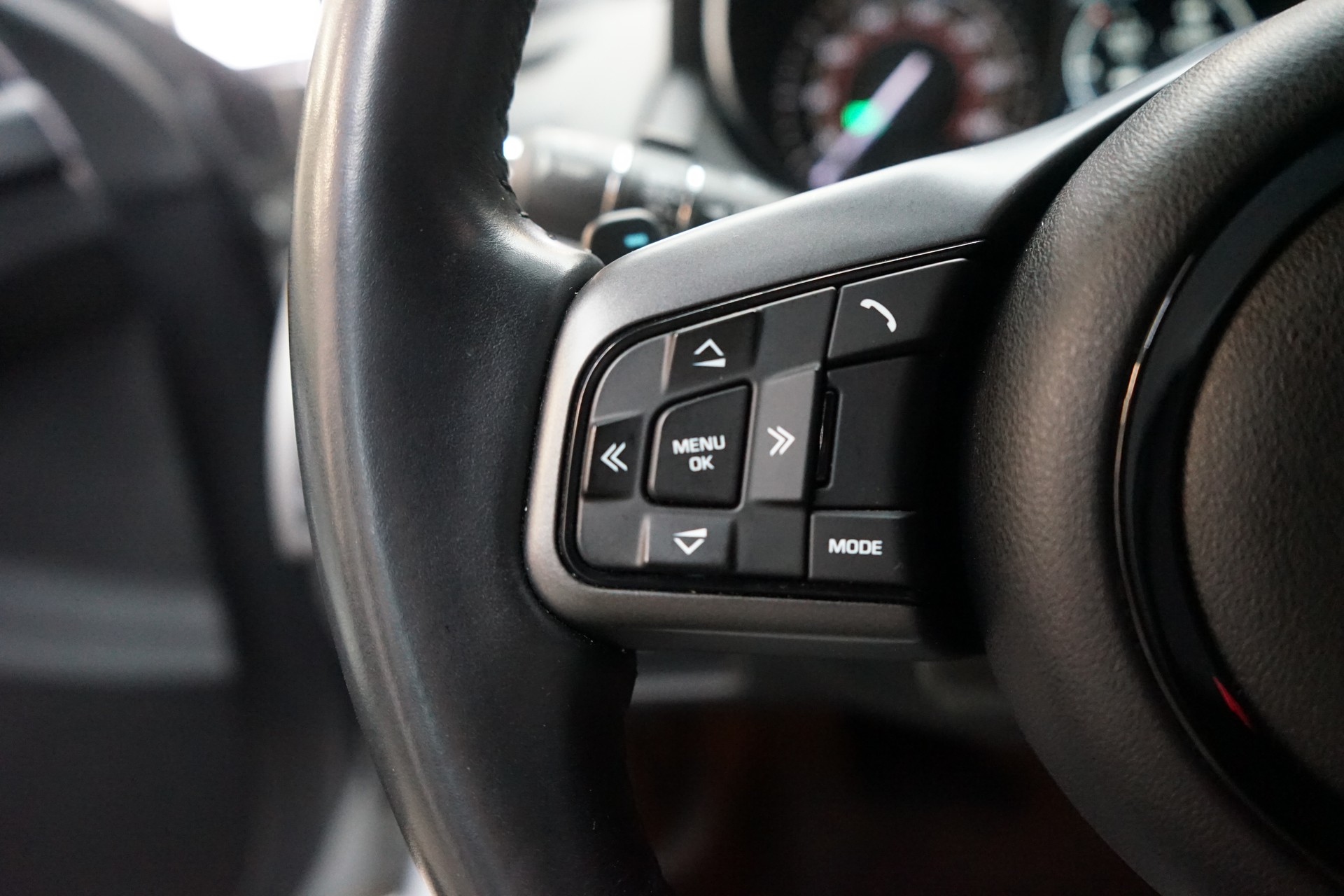 JAGUAR F-Type Coupé 3.0 V6 S/C-image-7