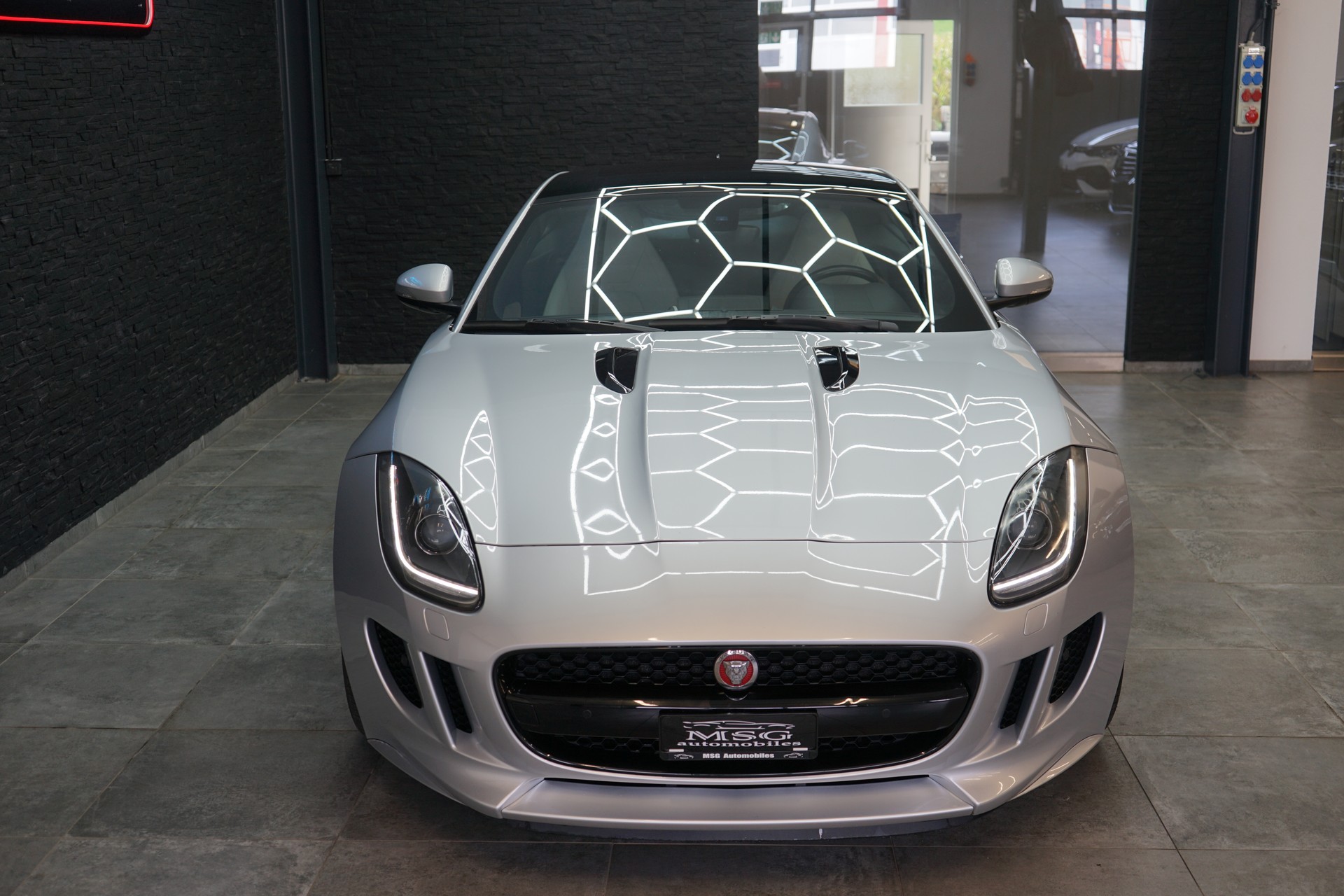 JAGUAR F-Type Coupé 3.0 V6 S/C-image-3