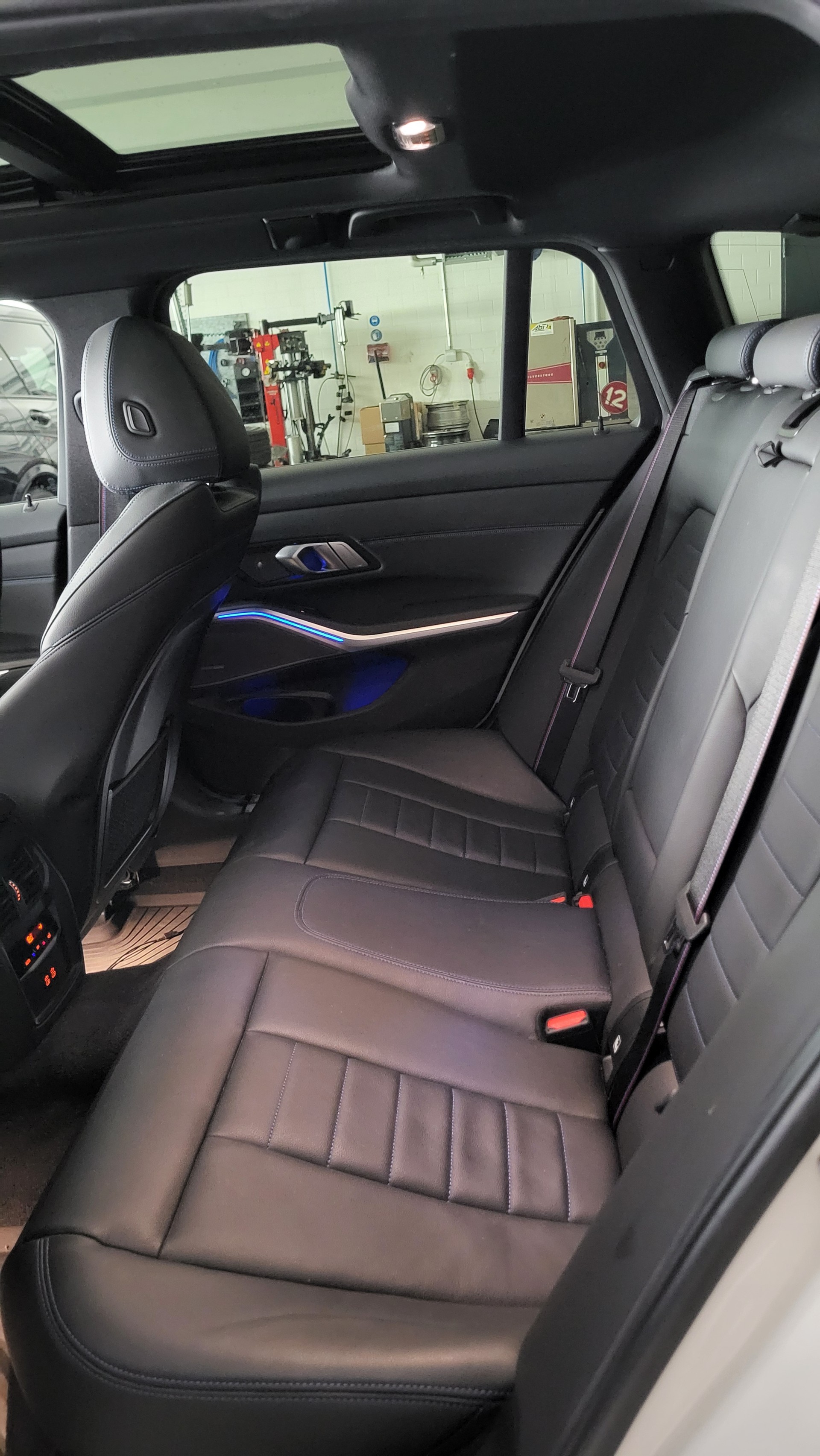 BMW M340d xDrive-image-8