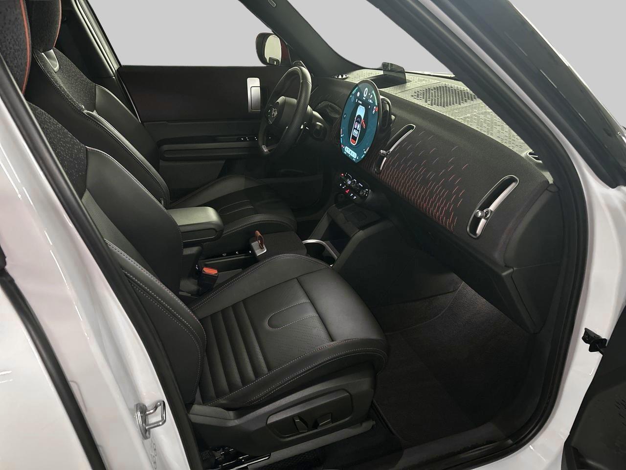 MINI Countryman C JCW TRIM U25-image-13