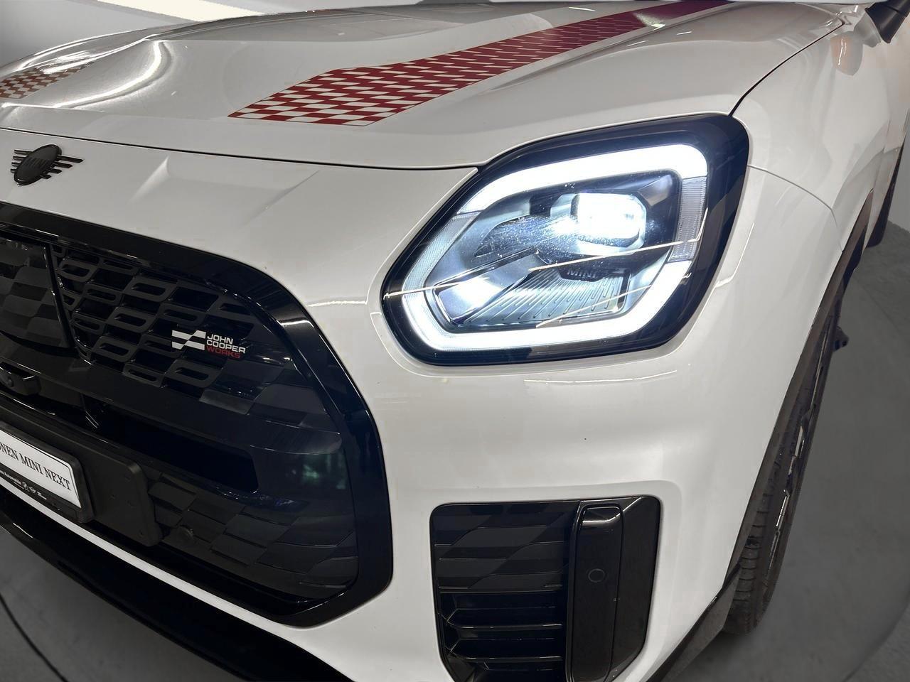 MINI Countryman C JCW TRIM U25-image-8