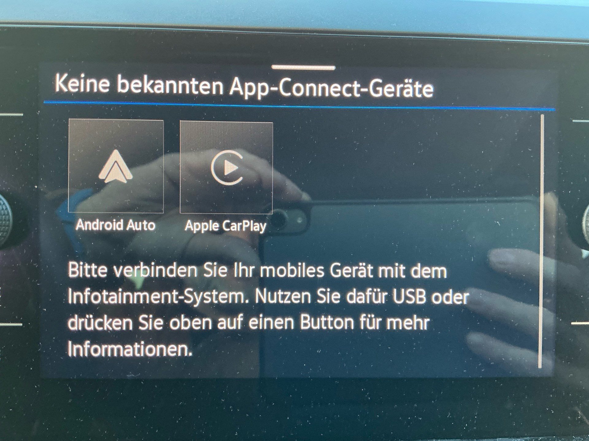 VW Taigo 1.5 TSI DSG R-LINE-image-14