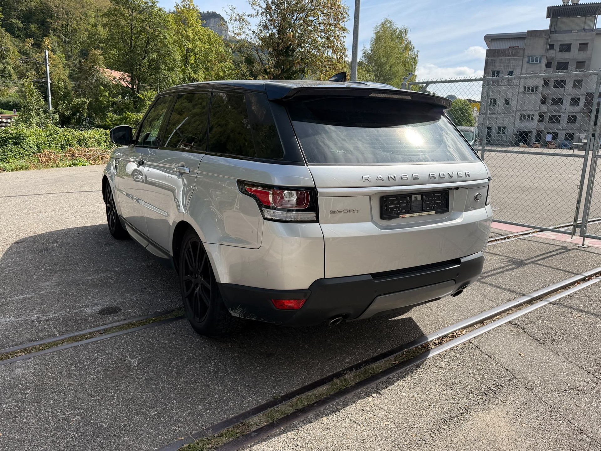 LAND ROVER Range Rover Sport 3.0 TDV6 HSE Automatic-image-3
