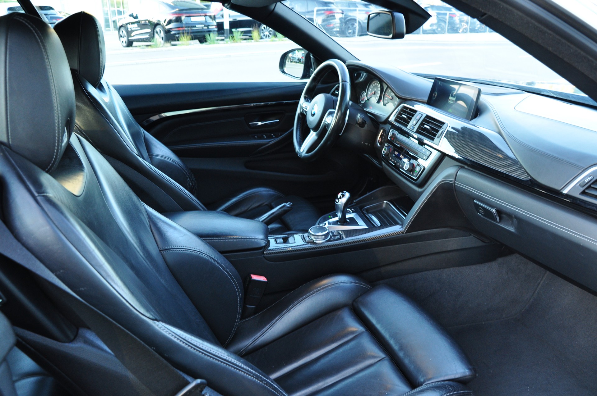 BMW M4 Cabriolet DKG-image-11
