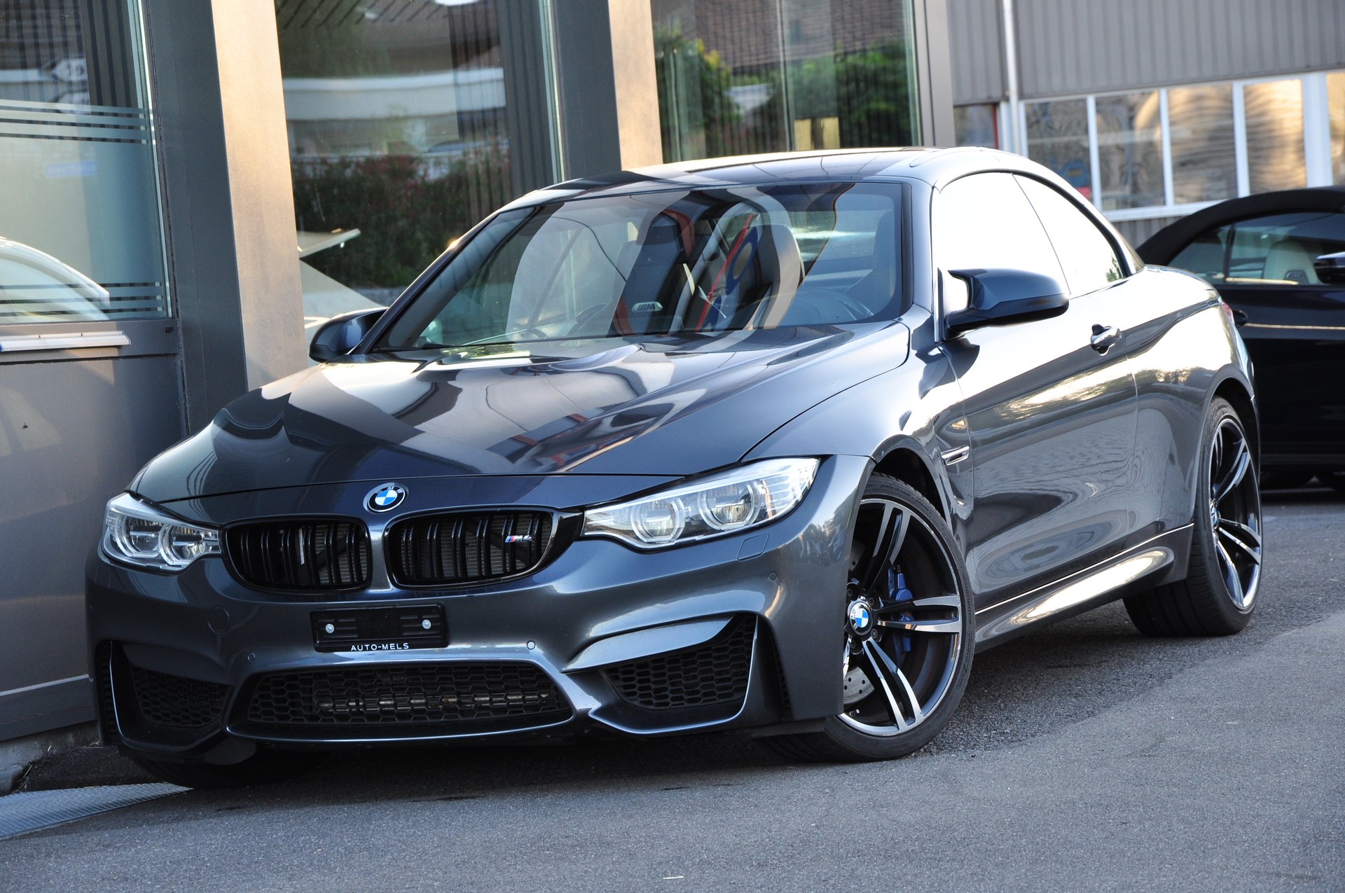 BMW M4 Cabriolet DKG-image-1