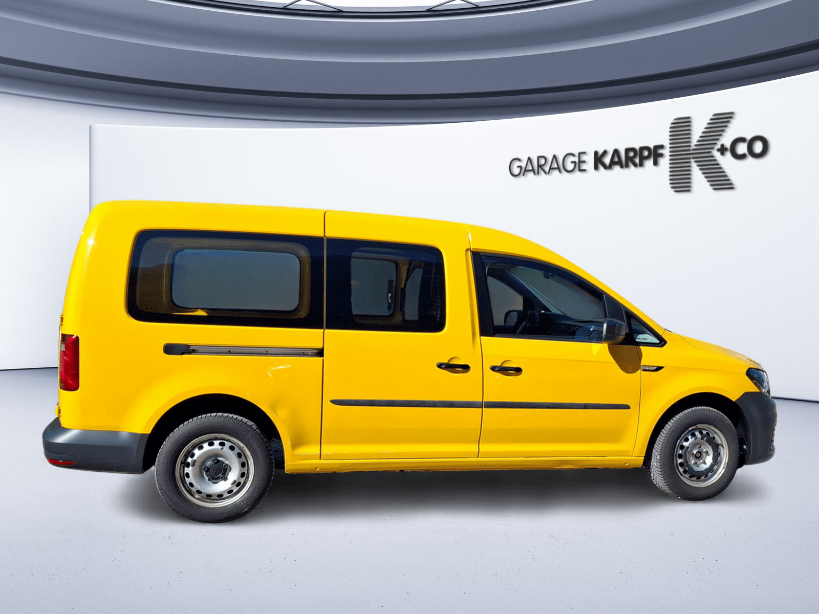 VW Caddy Maxi 1.0TSI BlueMotion Technology-image-4