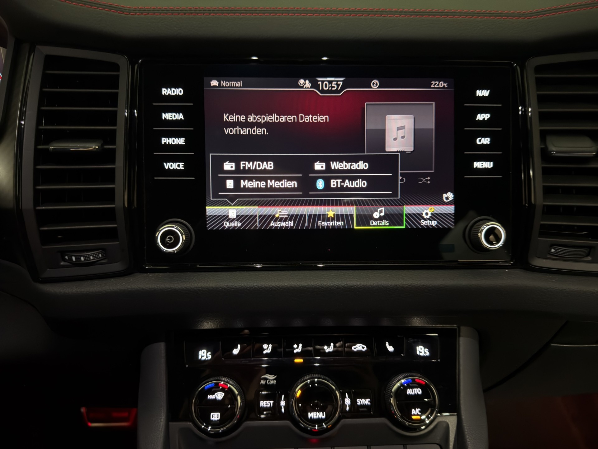 SKODA Kodiaq 2.0 TSI 4x4 RS-image-18