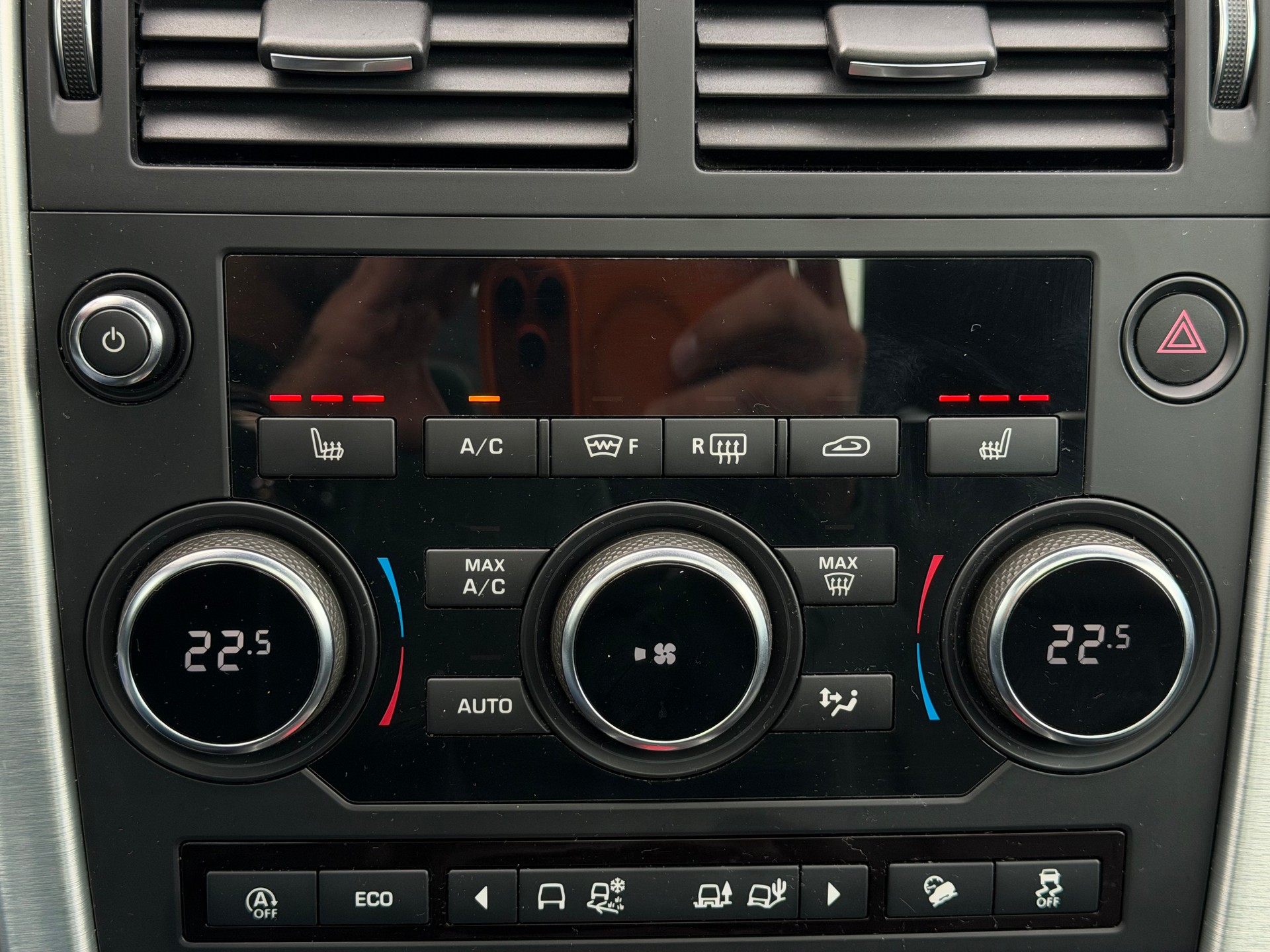 LAND ROVER Discovery Sport 2.0 Si4 HSE Luxury AT9-image-22