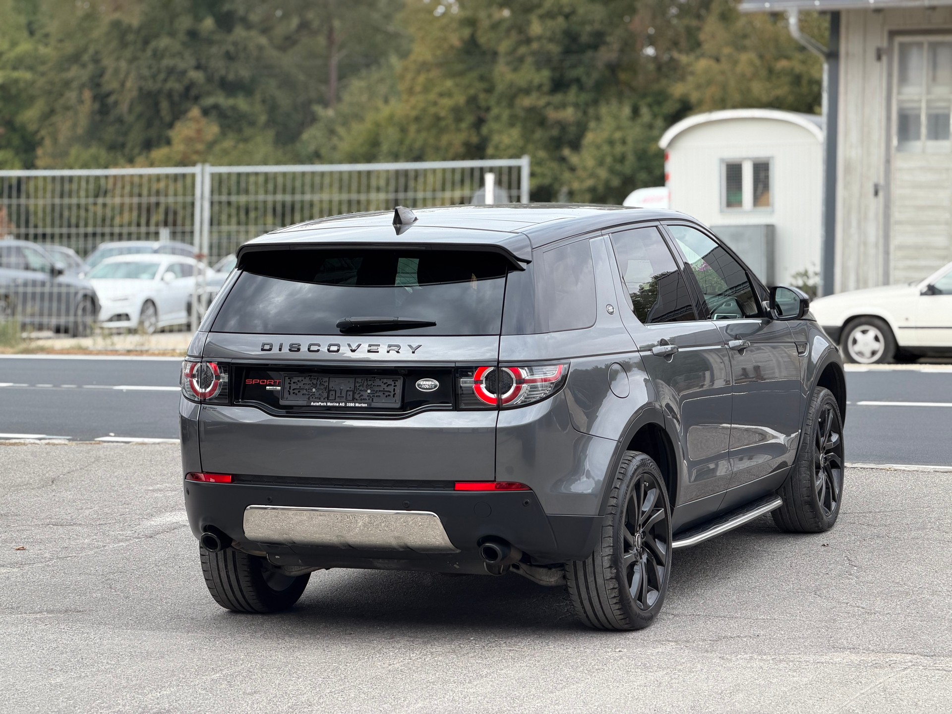 LAND ROVER Discovery Sport 2.0 Si4 HSE Luxury AT9-image-4