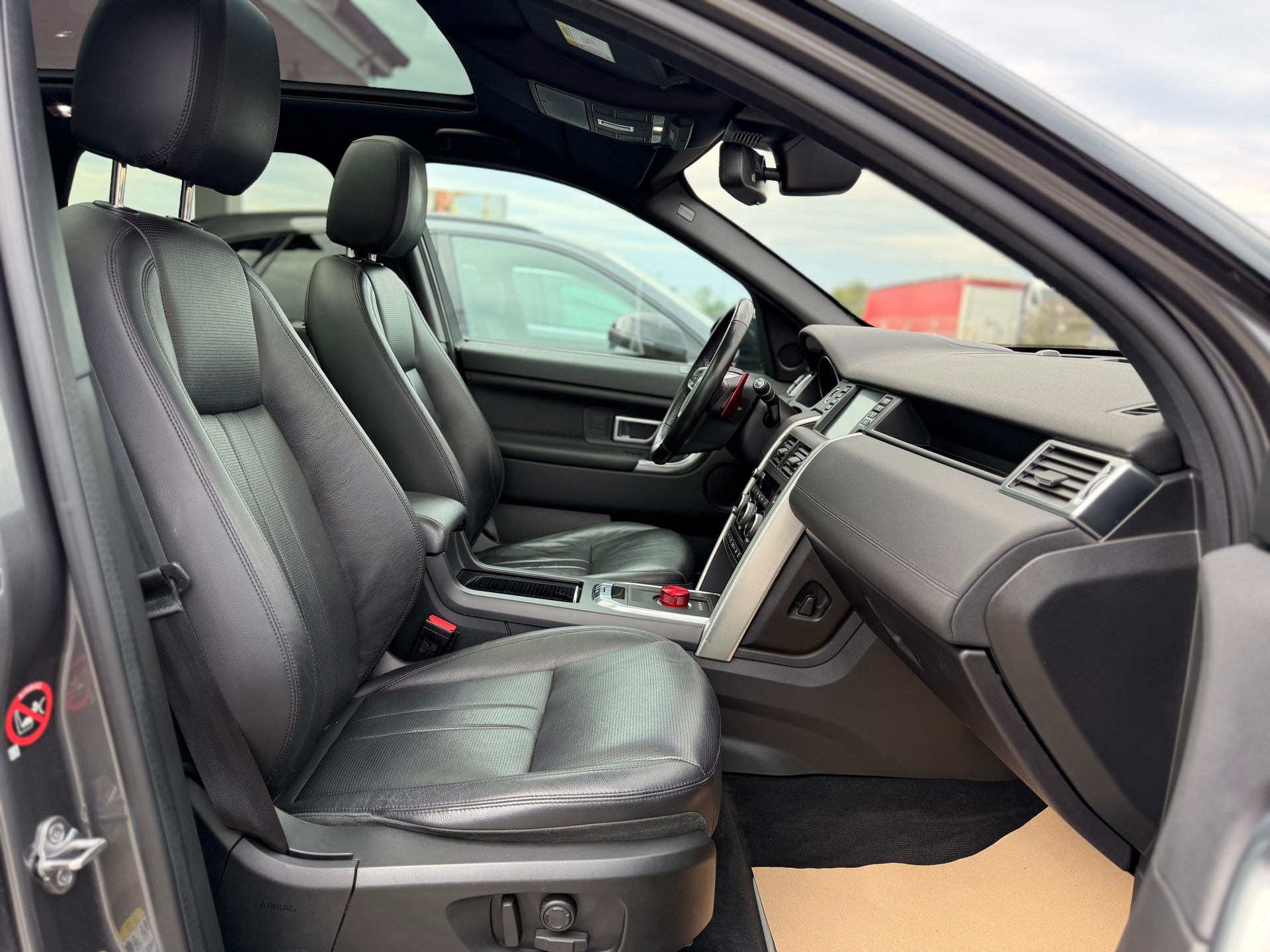 LAND ROVER Discovery Sport 2.0 Si4 HSE Luxury AT9-image-13