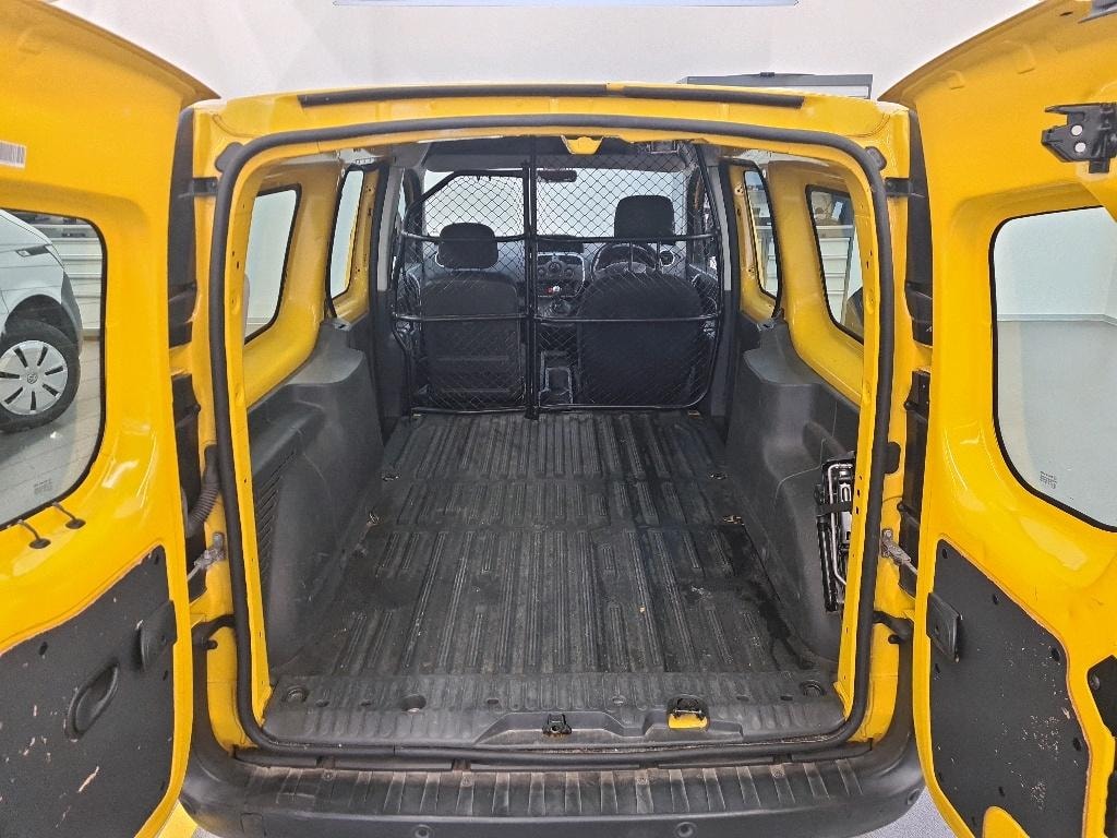 RENAULT Kangoo Maxi dCi 115 ENERGY Business ** Frisch ab MFK und Service ** CH Auto ** 1. Hand ** Klimaanlage **-image-4