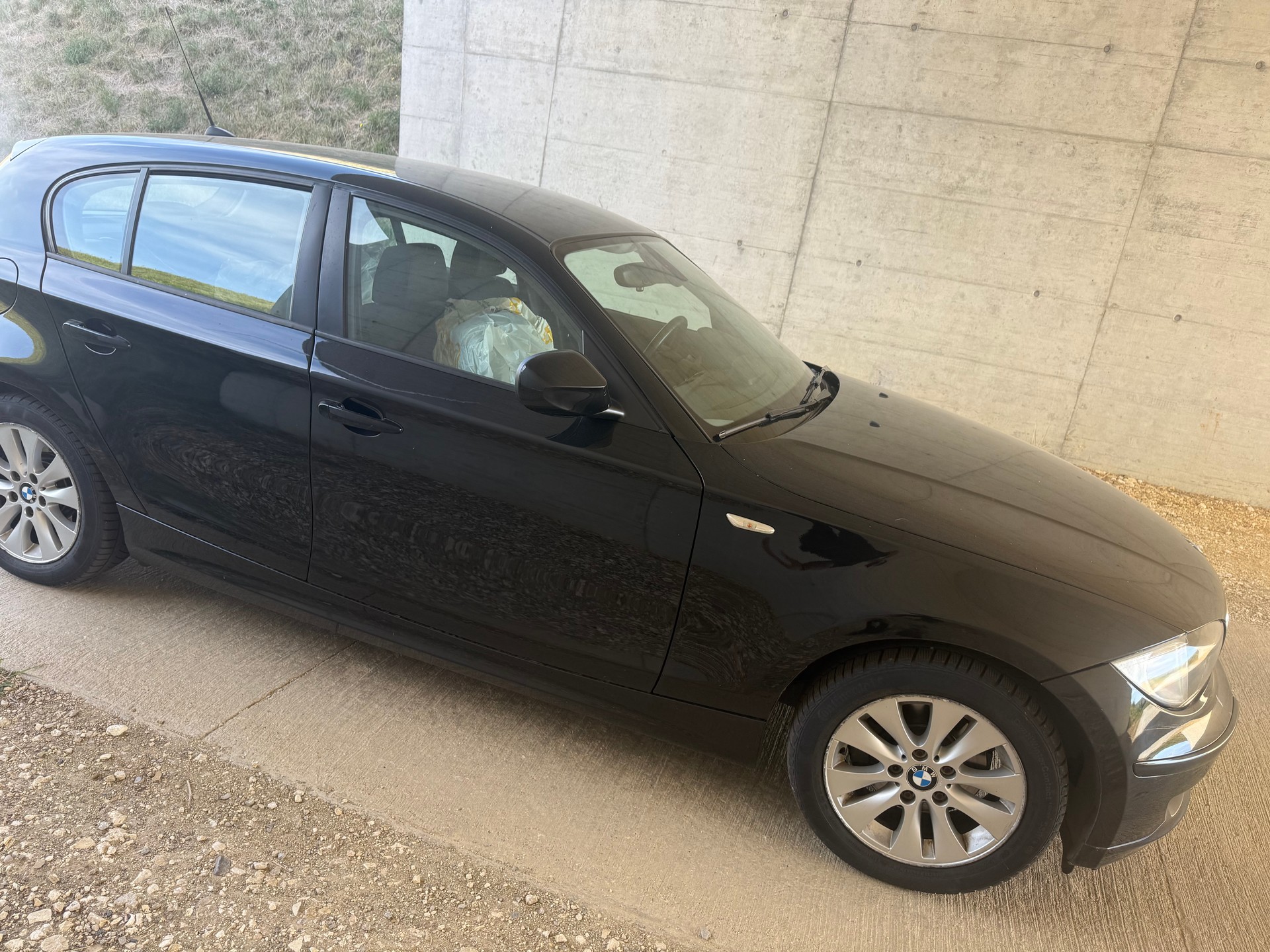 BMW 118d-image-5