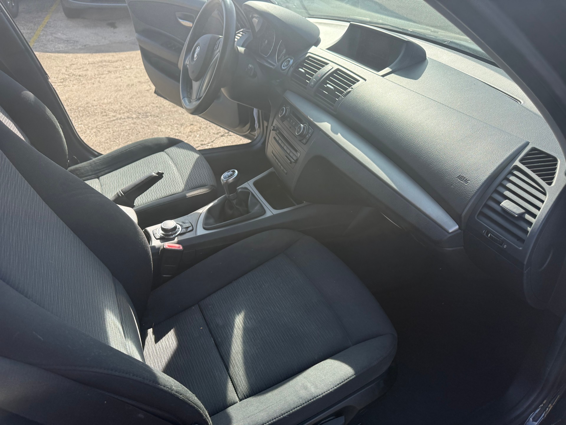 BMW 118d-image-7