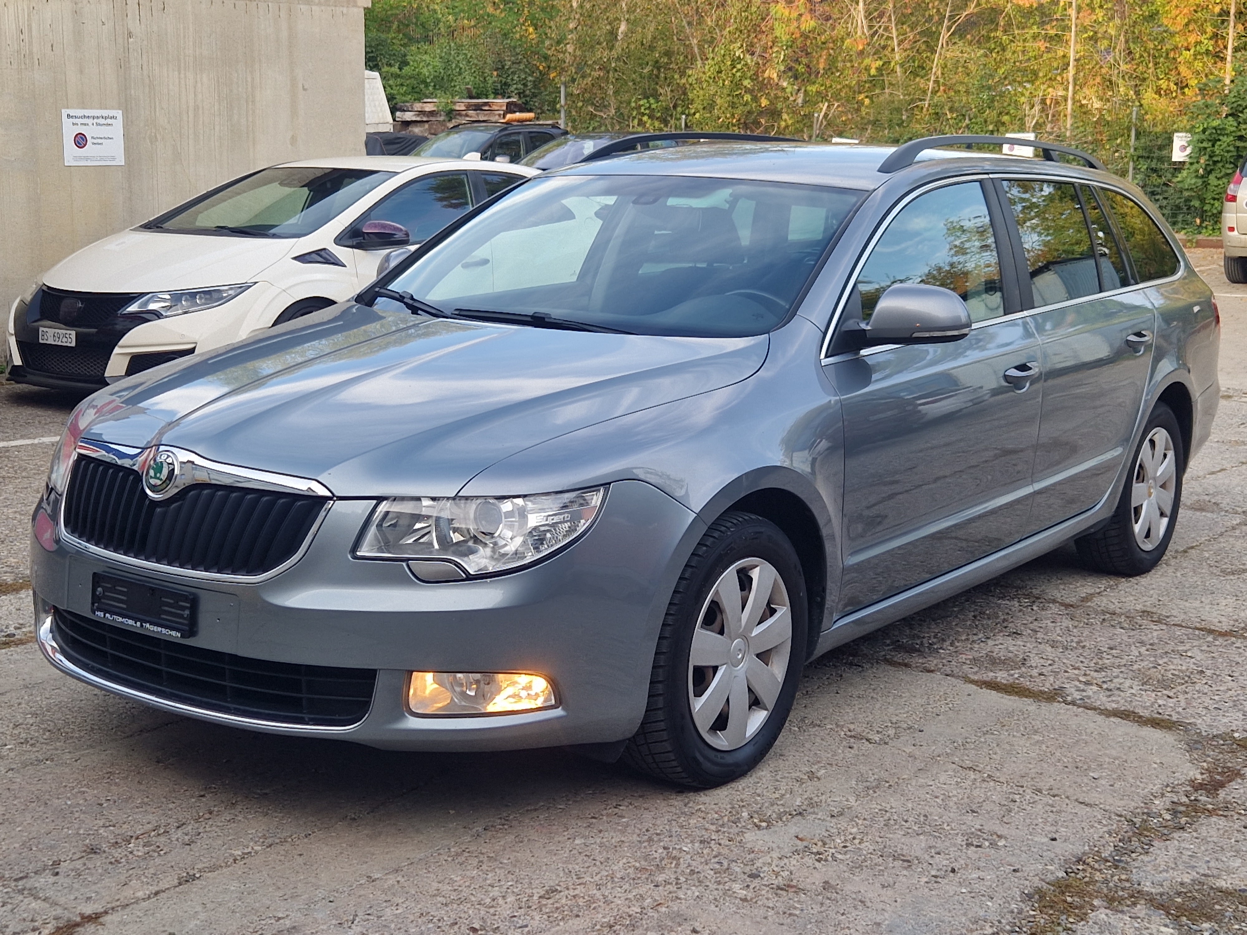 Car photo