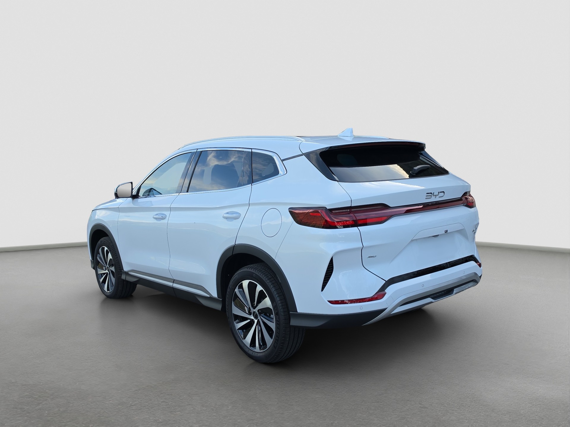 BYD Seal U DM-i Design AWD-showroom-element-2