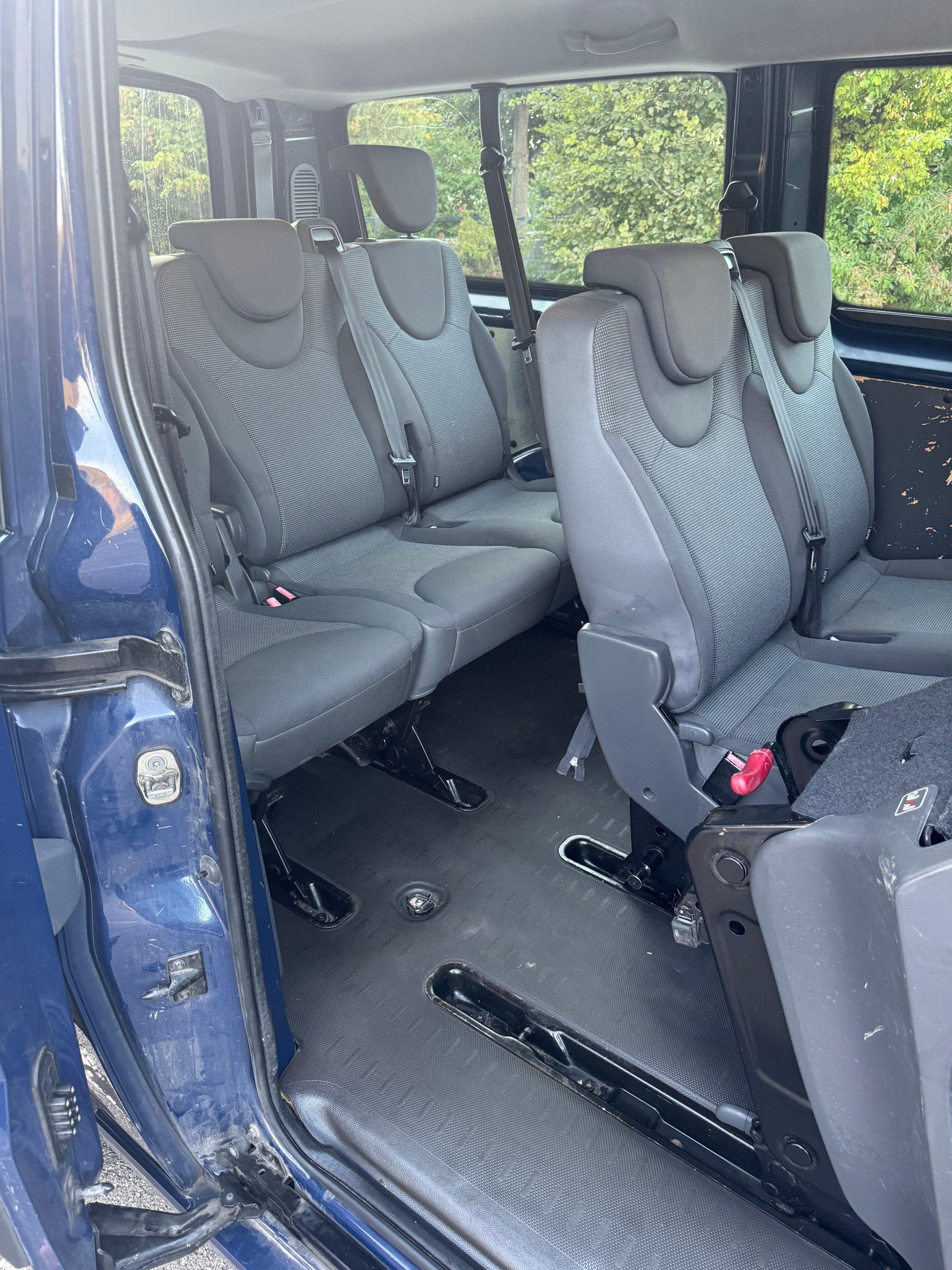 CITROEN Jumpy 2.0 HDi L2H1 Exclusive-image-11